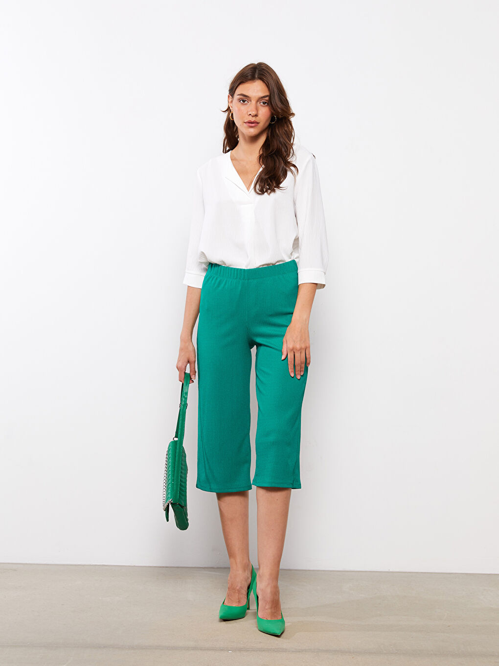 Women's Capri Elastic Waist Slim Fit Straight-1