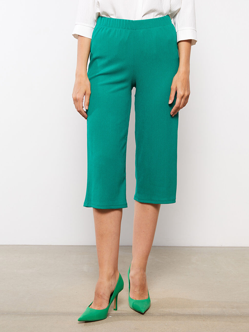 Women's Capri Elastic Waist Slim Fit Straight-3