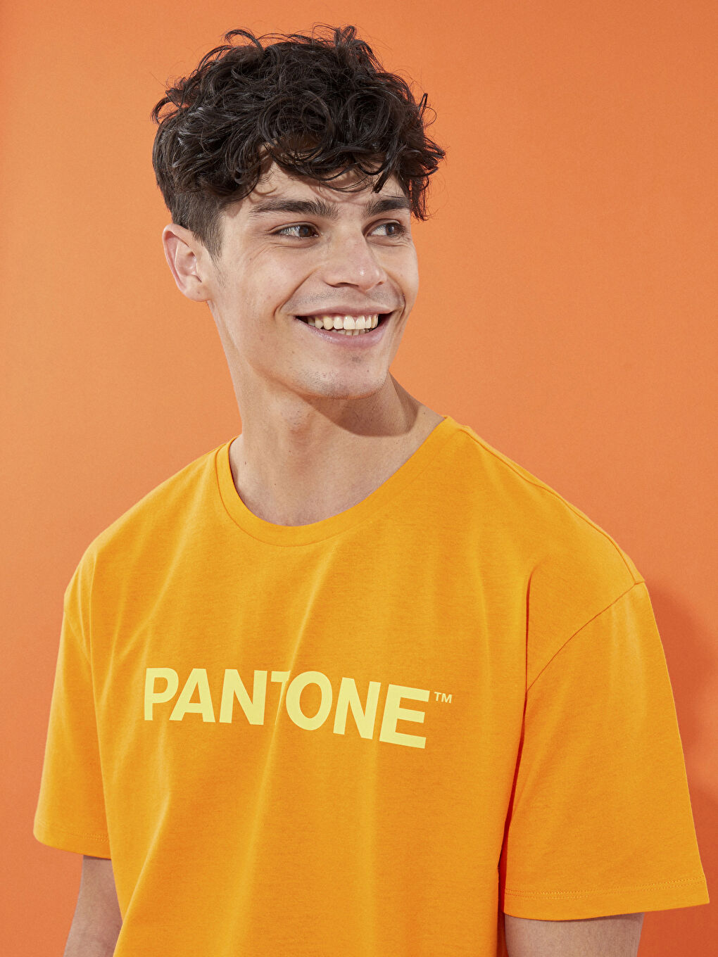 Turuncu Bisiklet Yaka Kısa Kollu Baskılı Unisex Tişört-3