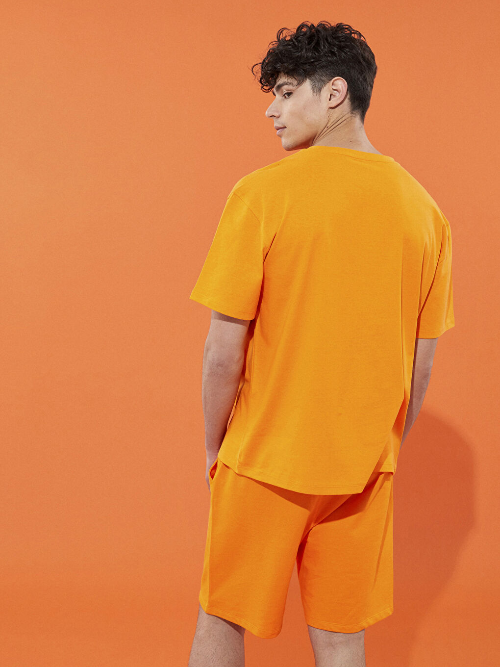 Turuncu Bisiklet Yaka Kısa Kollu Baskılı Unisex Tişört-6