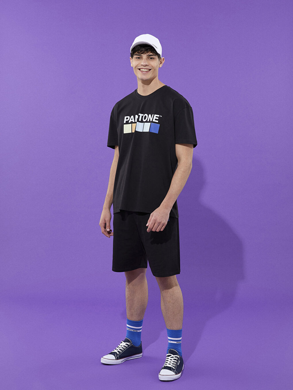 Siyah Bisiklet Yaka Kısa Kollu Baskılı Erkek Tişört-1