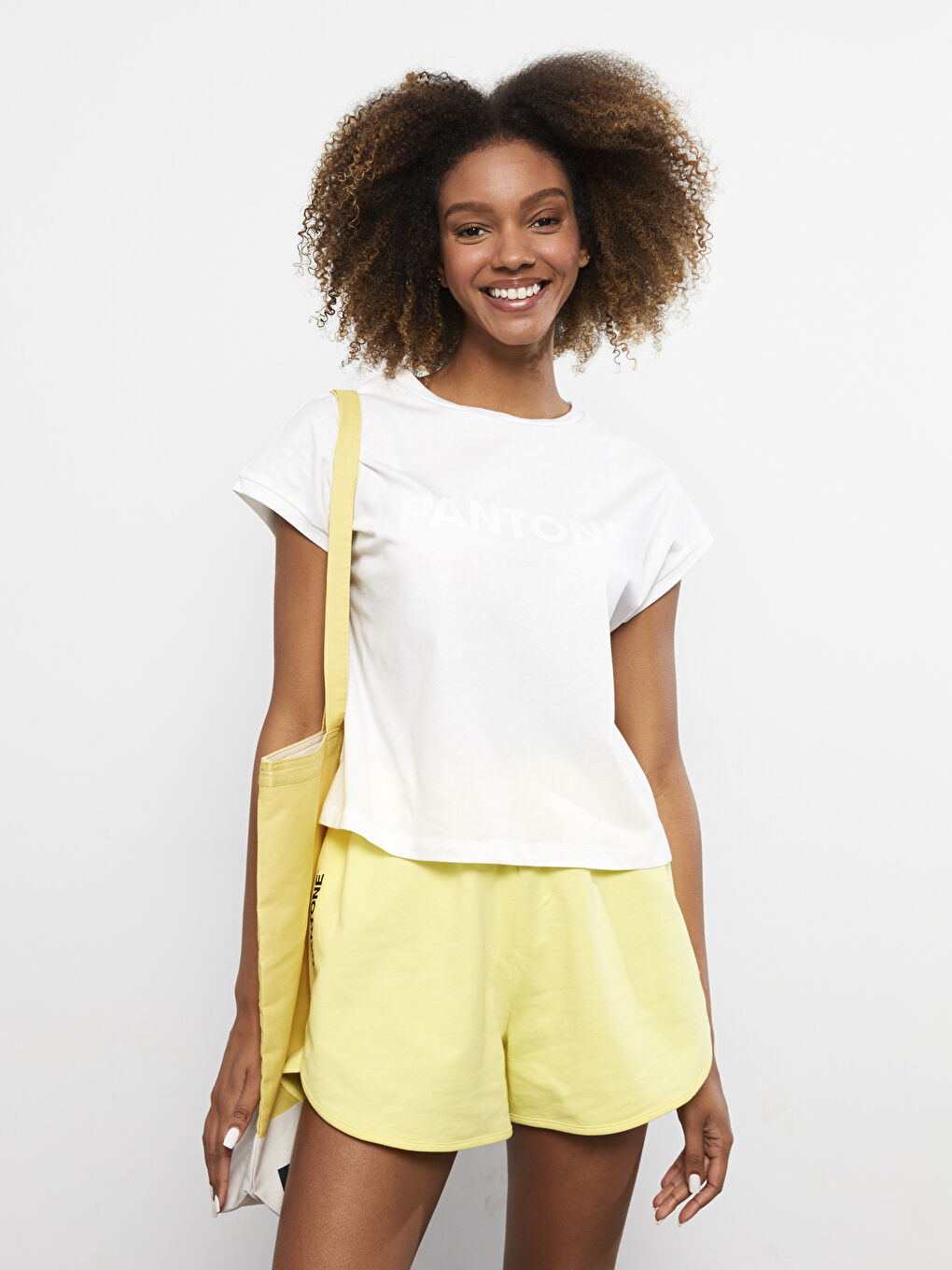 Ekru Bisiklet Yaka Baskılı Kısa Kollu Pamuklu Kadın Tişört