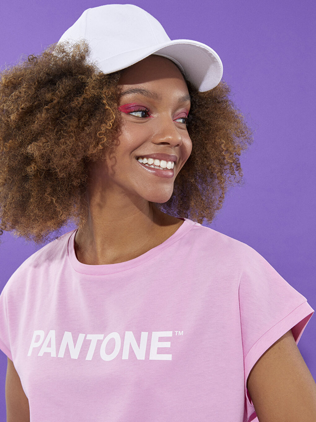 Pembe Bisiklet Yaka Baskılı Kısa Kollu Pamuklu Kadın Tişört-2