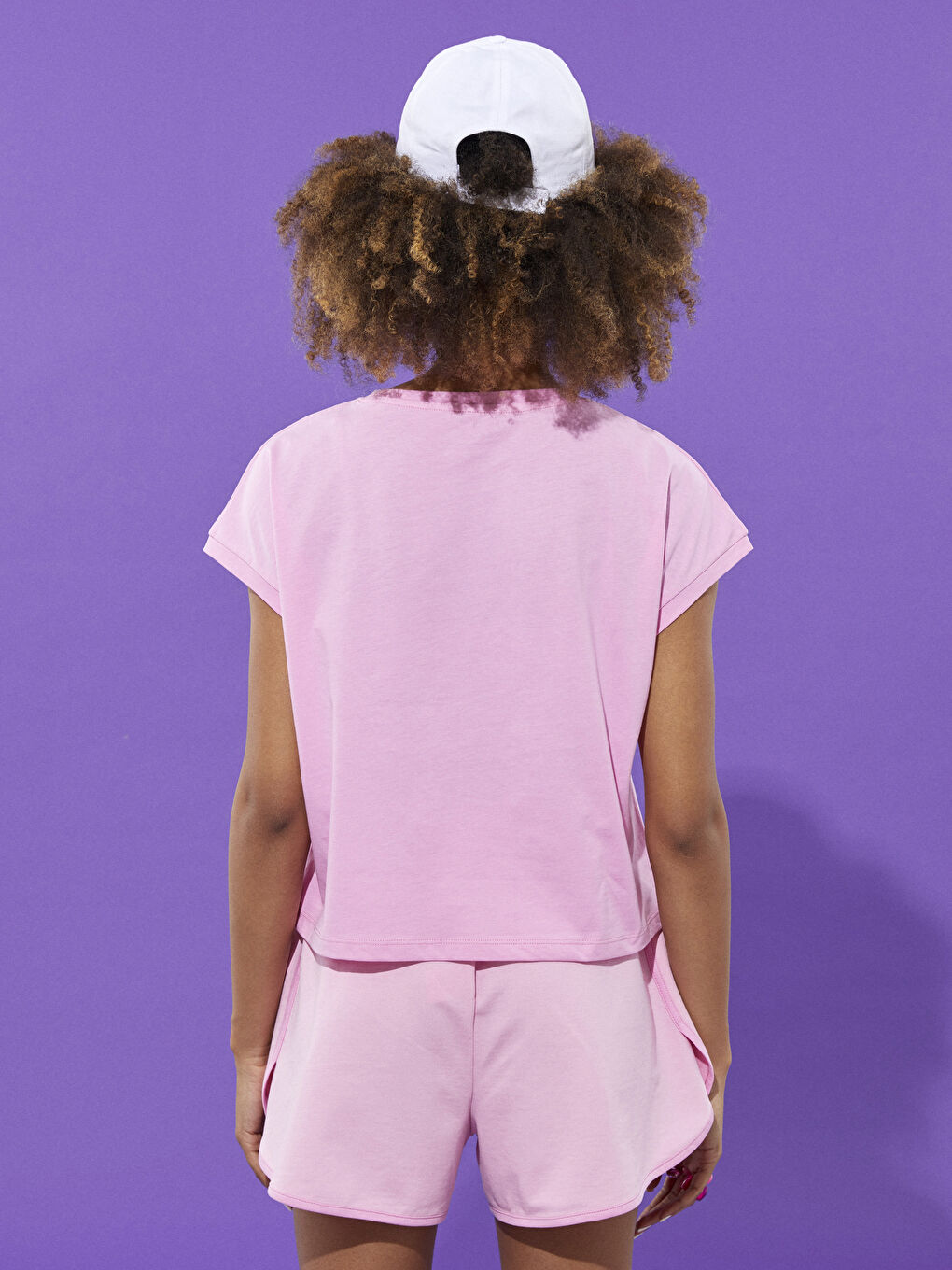 Pembe Bisiklet Yaka Baskılı Kısa Kollu Pamuklu Kadın Tişört-4