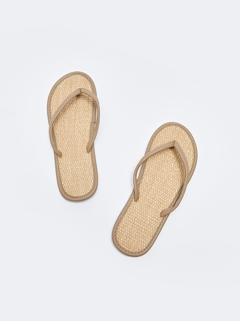 Bej Renk Bloklu Parmak Arası Kadın Plaj Terliği-4