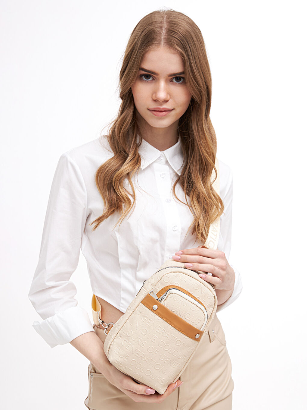 Ekru Baskılı Kadın Göğüs Çantası-1