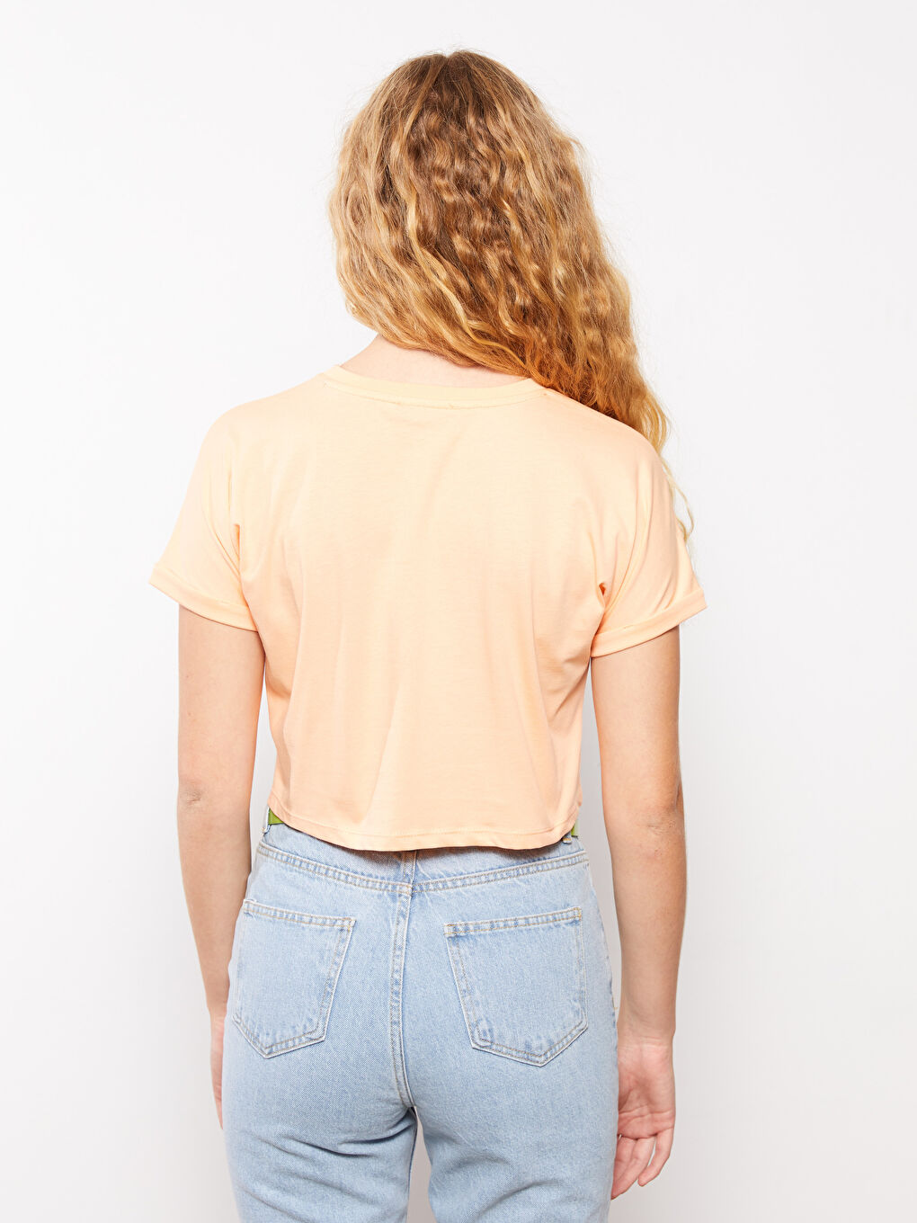Mercan Bisiklet Yaka Düz Kısa Kollu Pamuklu Kadın Crop Tişört-3