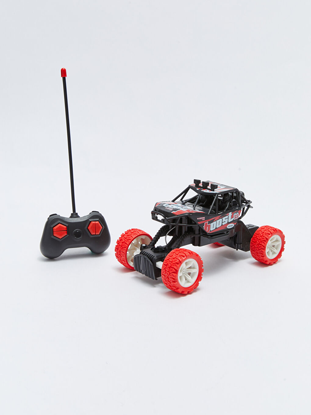 Uzaktan Kumandalı Arazi Aracı-6