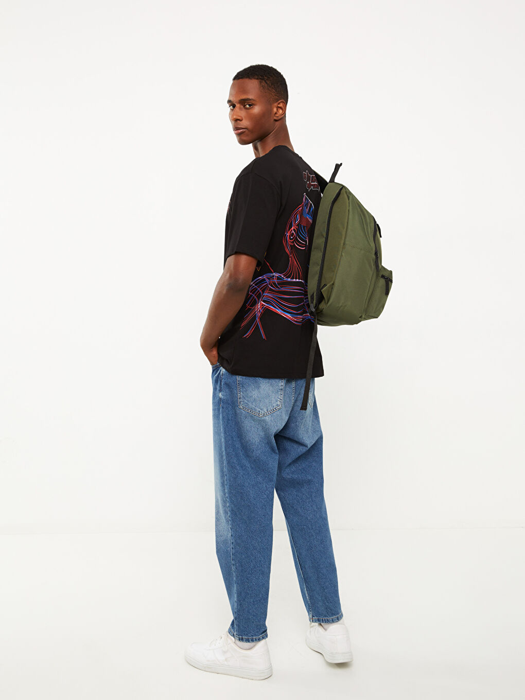 Siyah Bisiklet Yaka Kısa Kollu Baskılı Penye Erkek Tişört