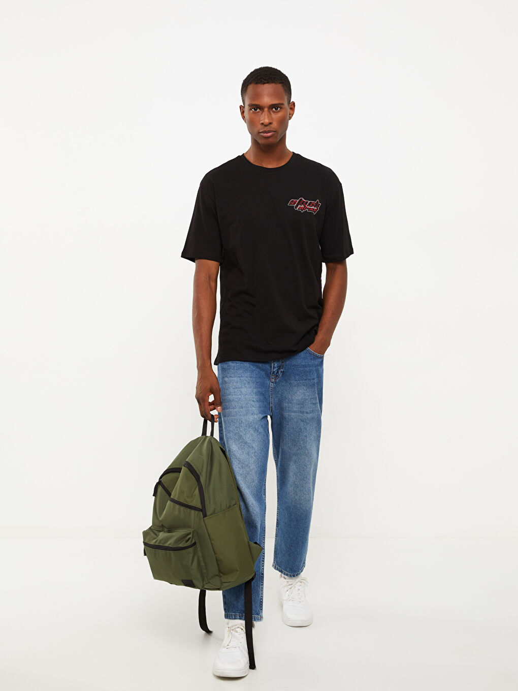 Siyah Bisiklet Yaka Kısa Kollu Baskılı Penye Erkek Tişört-1