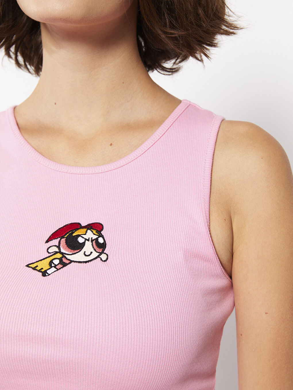 Crew Neck Powerpuff Girl Embroidered Women's Crop-3