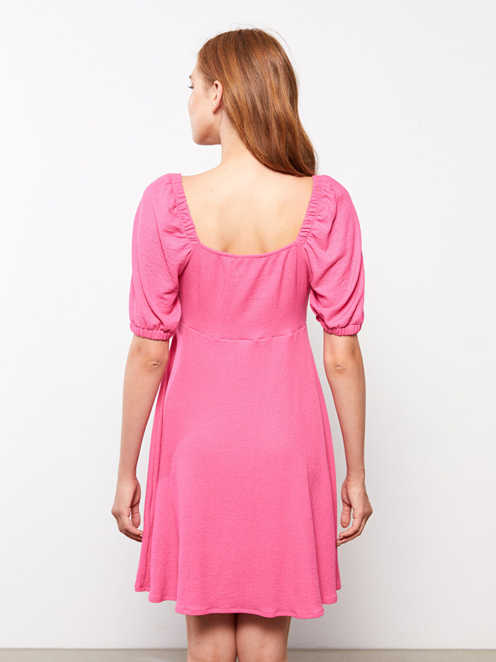 Fuşya Kalp Yaka Düz Kısa Kollu Kadın Elbise-4
