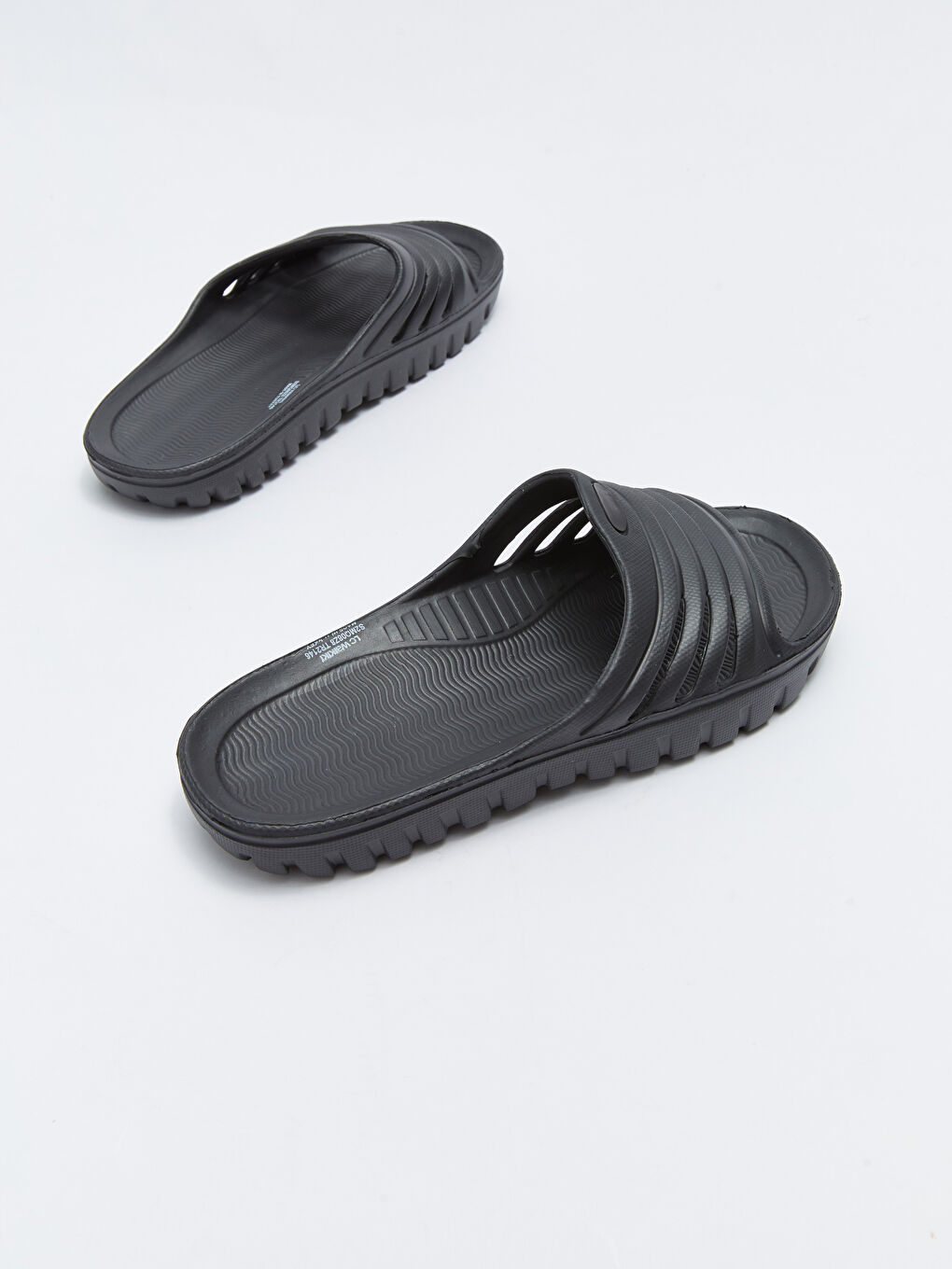 Siyah Tek Bantlı Erkek Terlik-4