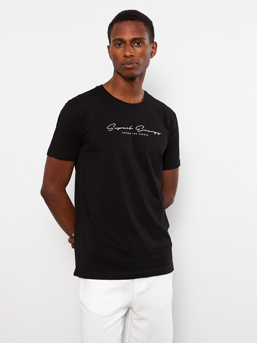 Siyah Bisiklet Yaka Kısa Kollu Baskılı Penye Erkek Tişört-1