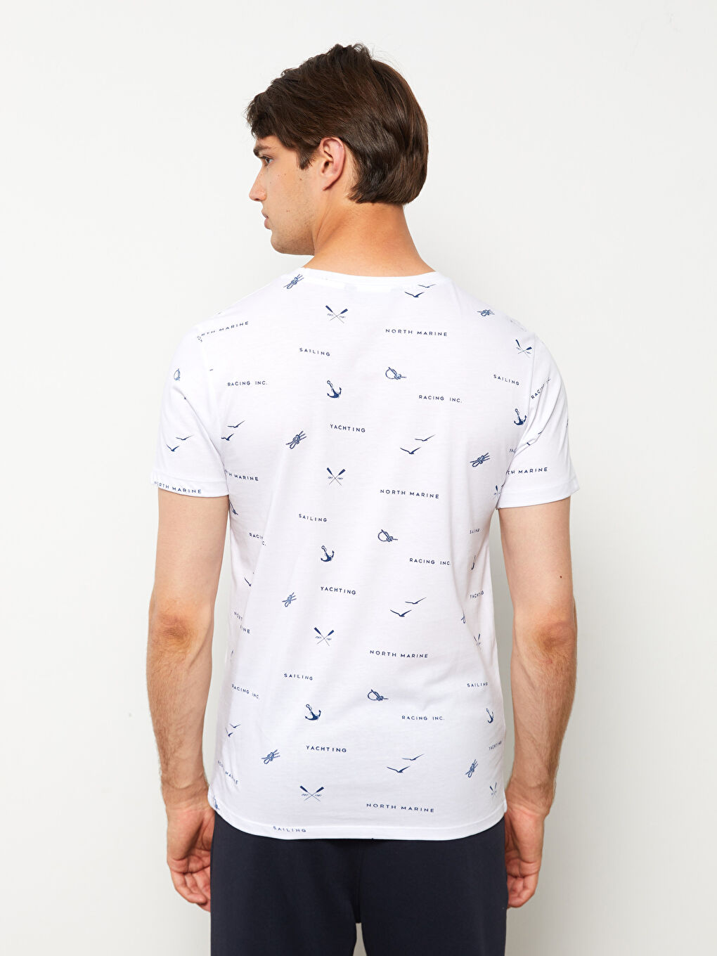 Beyaz Bisiklet Yaka Kısa Kollu Baskılı Penye Erkek Tişört-4