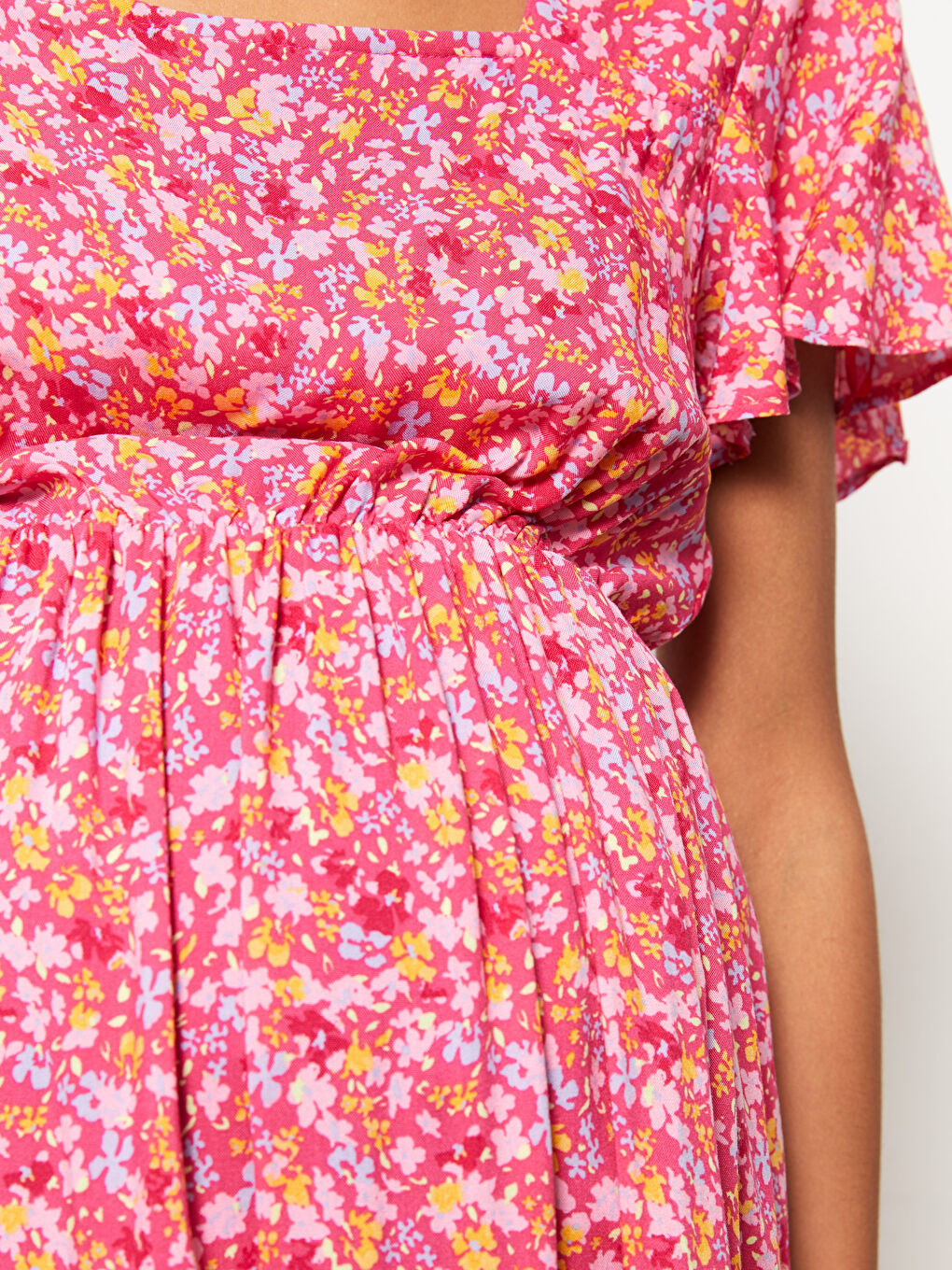 Kare Yaka Çiçekli Kısa Kollu Viskon Hamile Elbise-5