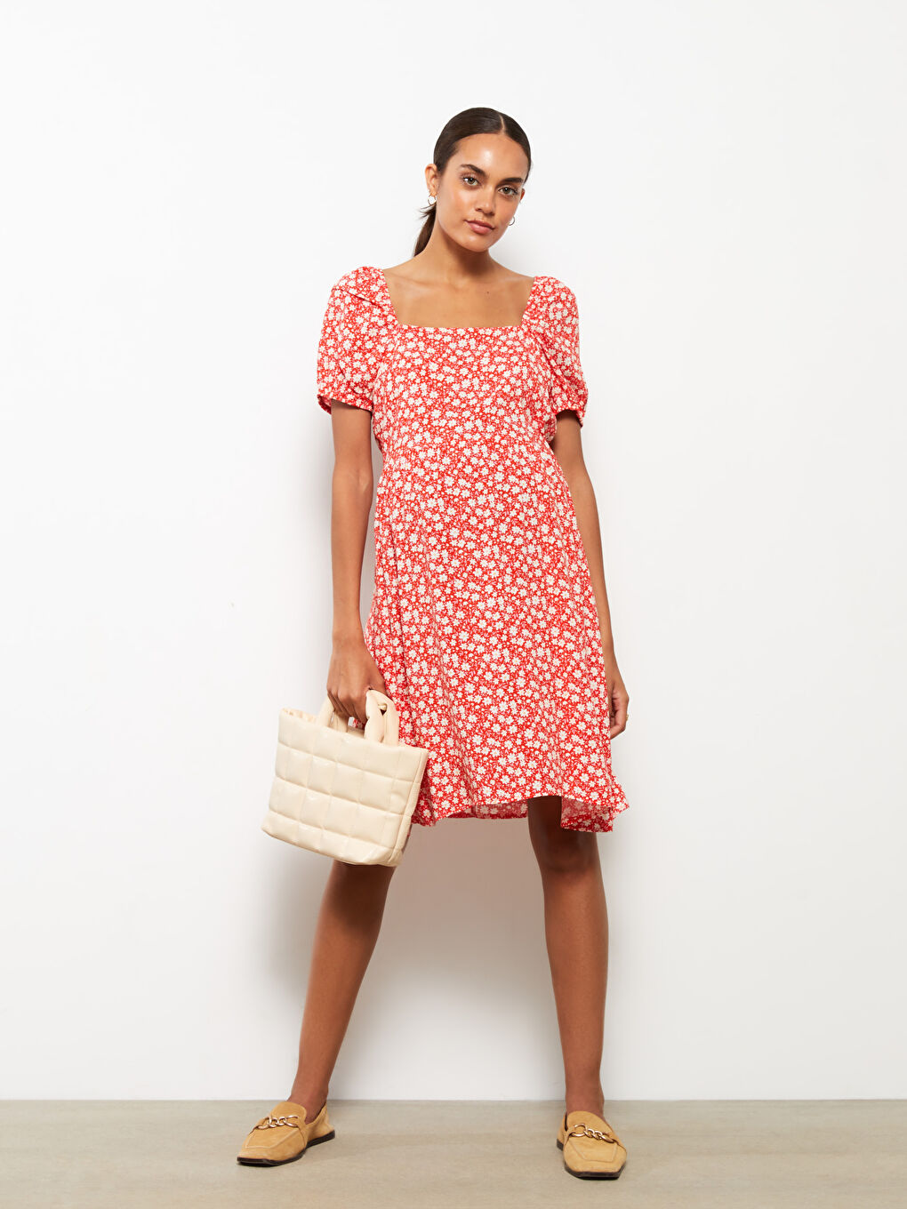 Kırmızı Kare Yaka Çiçekli Kısa Kollu Viskon Hamile Elbise