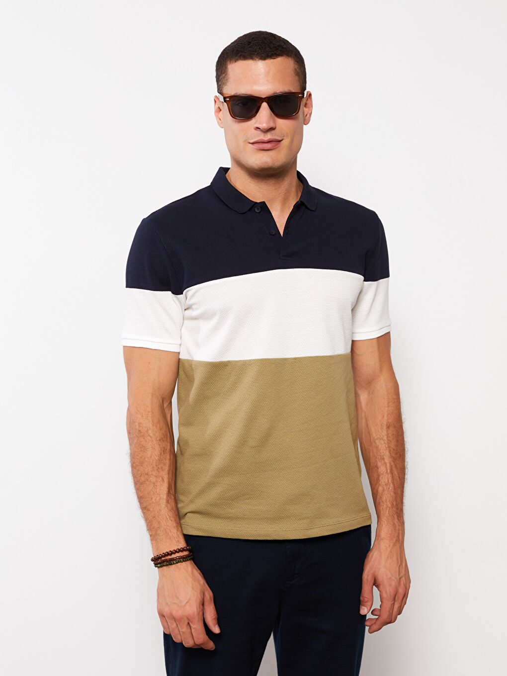 Haki Polo Yaka Kısa Kollu Renk Bloklu Erkek Tişört-2