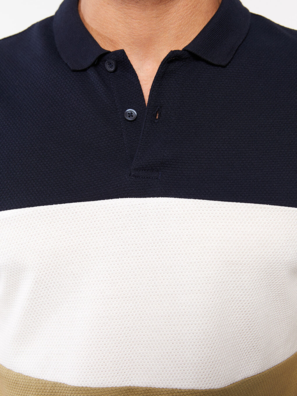 Haki Polo Yaka Kısa Kollu Renk Bloklu Erkek Tişört-3