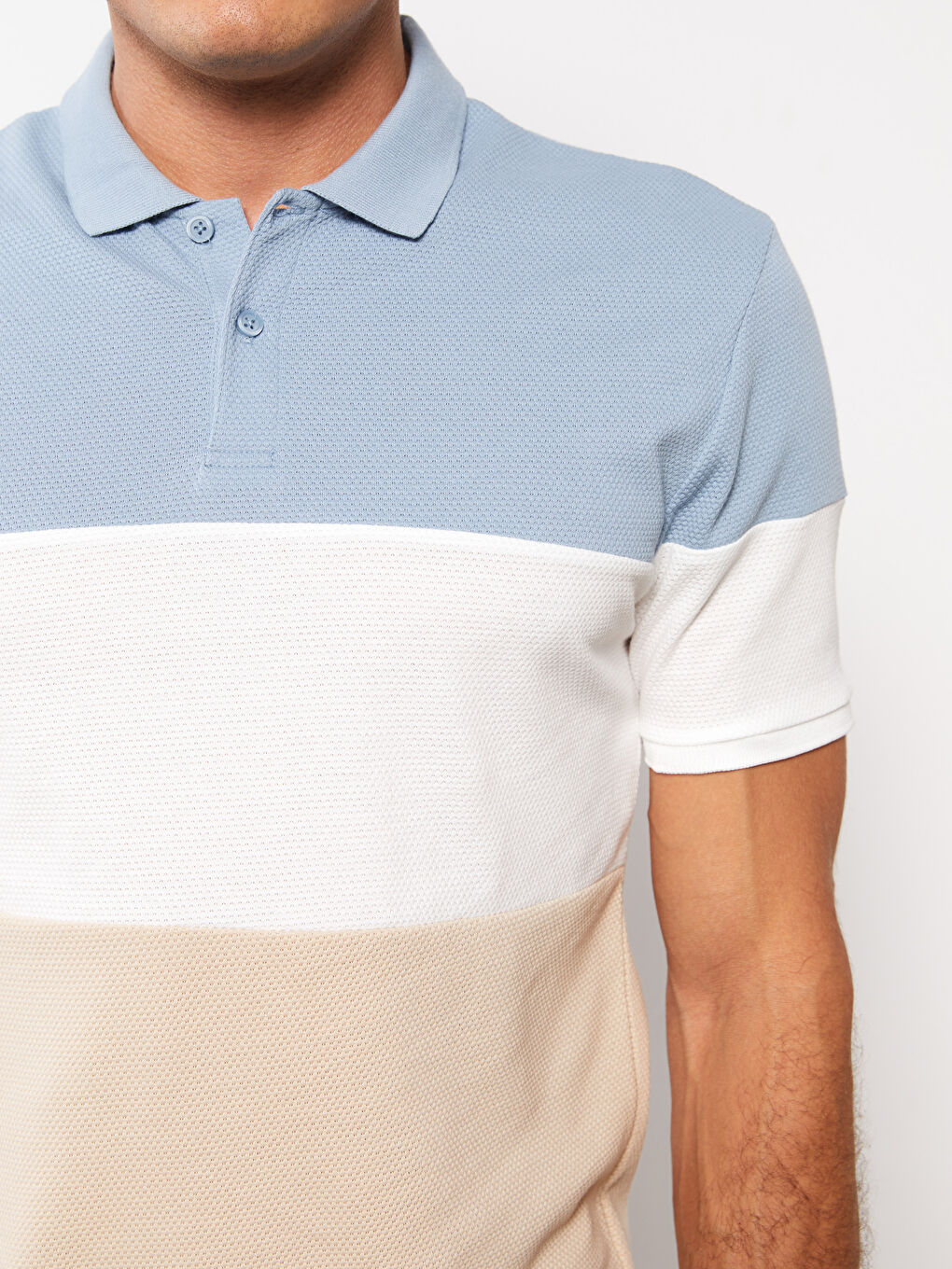 Mavi Polo Yaka Kısa Kollu Renk Bloklu Erkek Tişört-2