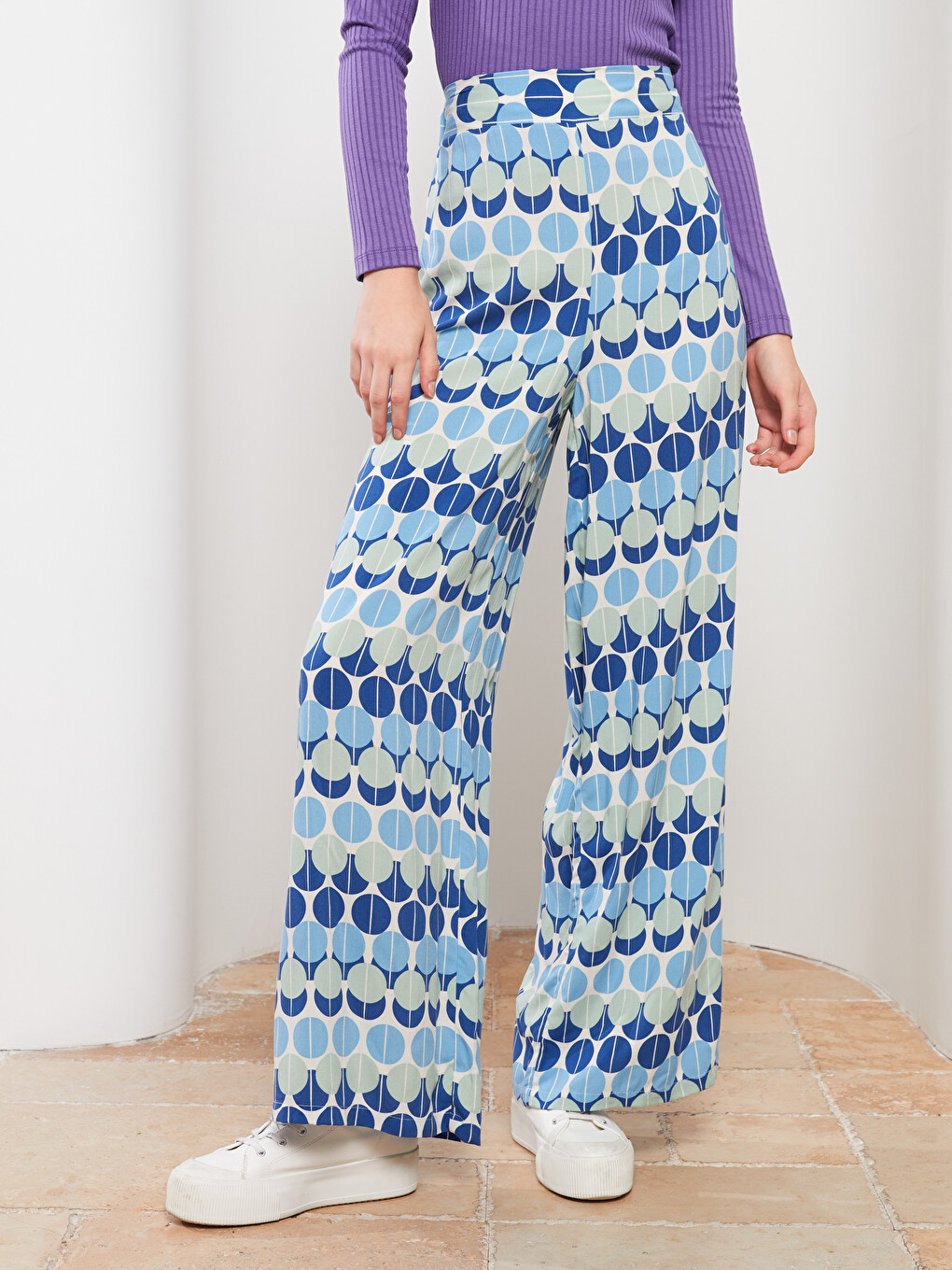 Elastic Waist Standard Fit Patterned Viscose Women's Trousers-3