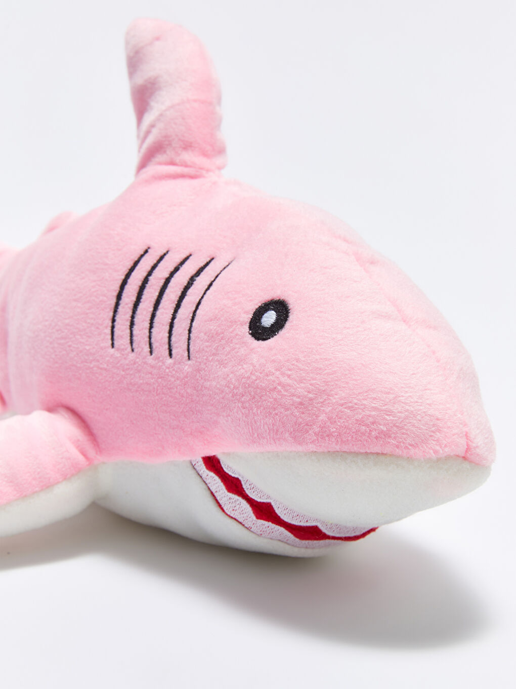 LCW ACCESSORIES Shark Figured Plush Toy 55 Cm -S2MU24Z4-QBC