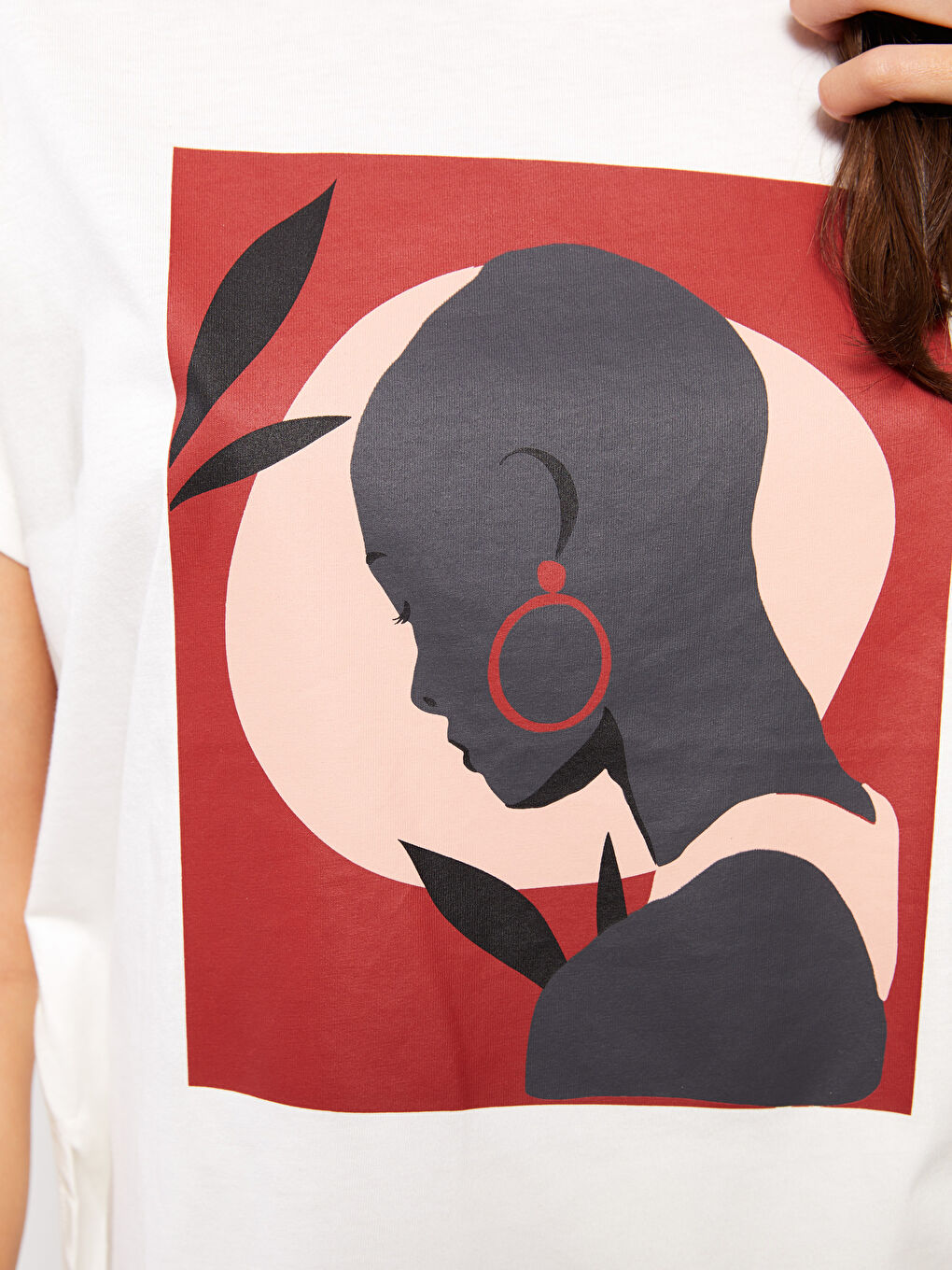 Ekru Bisiklet Yaka Baskılı Kısa Kollu Pamuklu Kadın Tişört-3