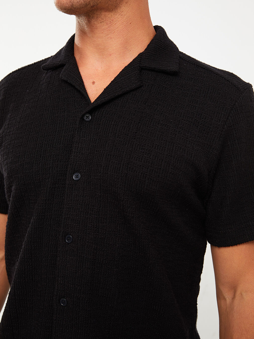 Siyah Standart Kalıp Resort Yaka Kısa Kollu Erkek Gömlek-3