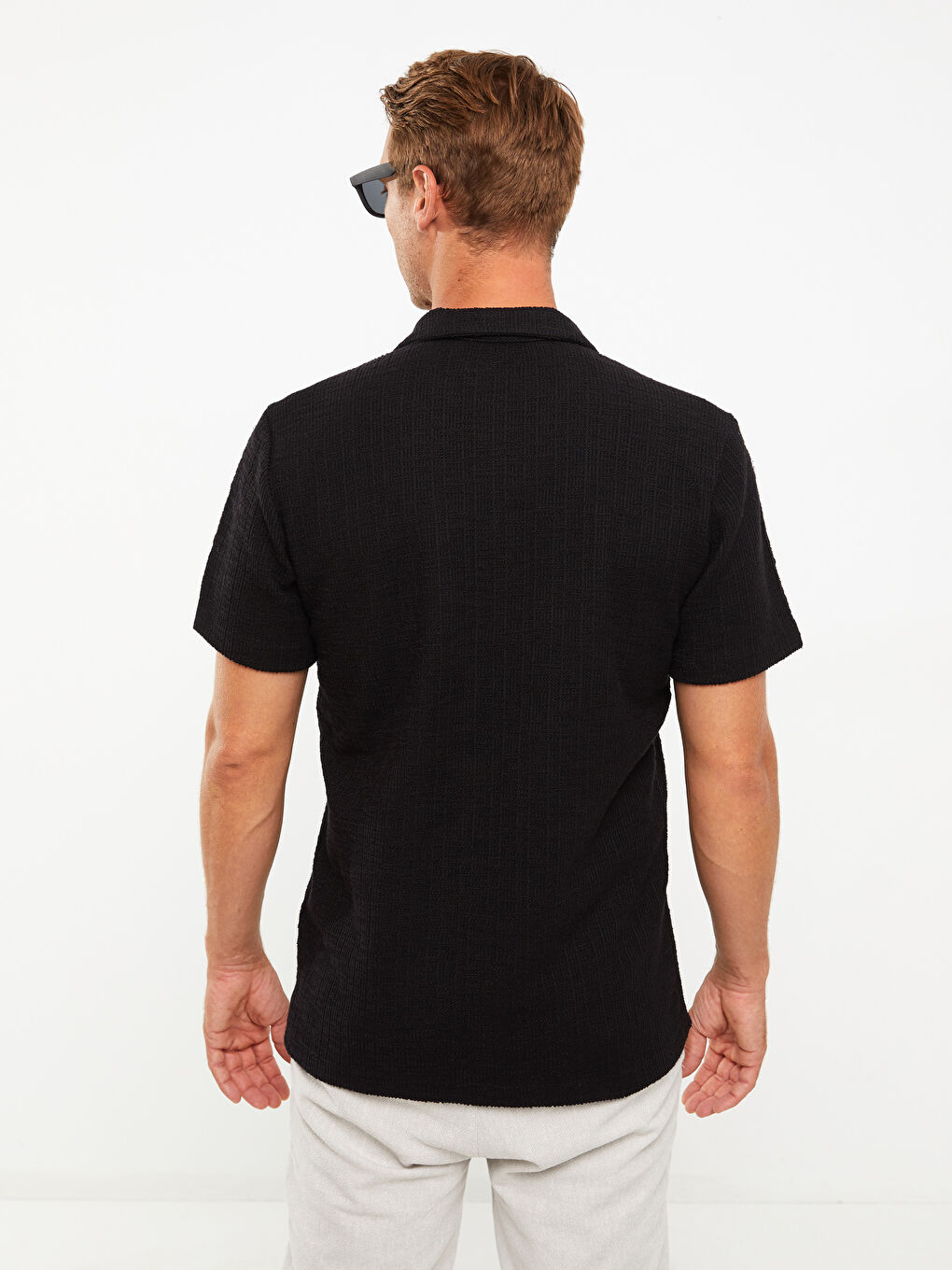 Siyah Standart Kalıp Resort Yaka Kısa Kollu Erkek Gömlek-4
