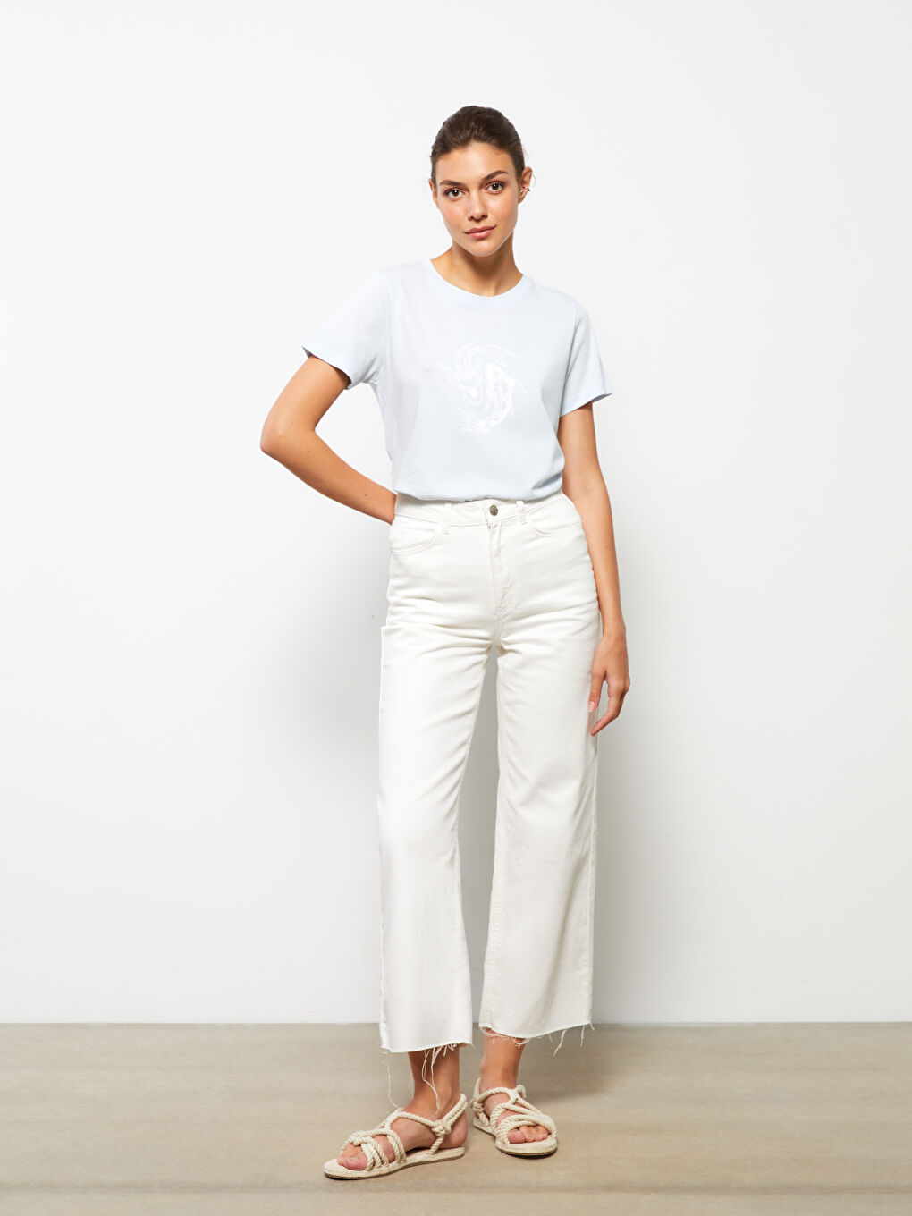 Majica od pamuka sa okruglim izrezom, štampom i kratkim rukavima za žene-2