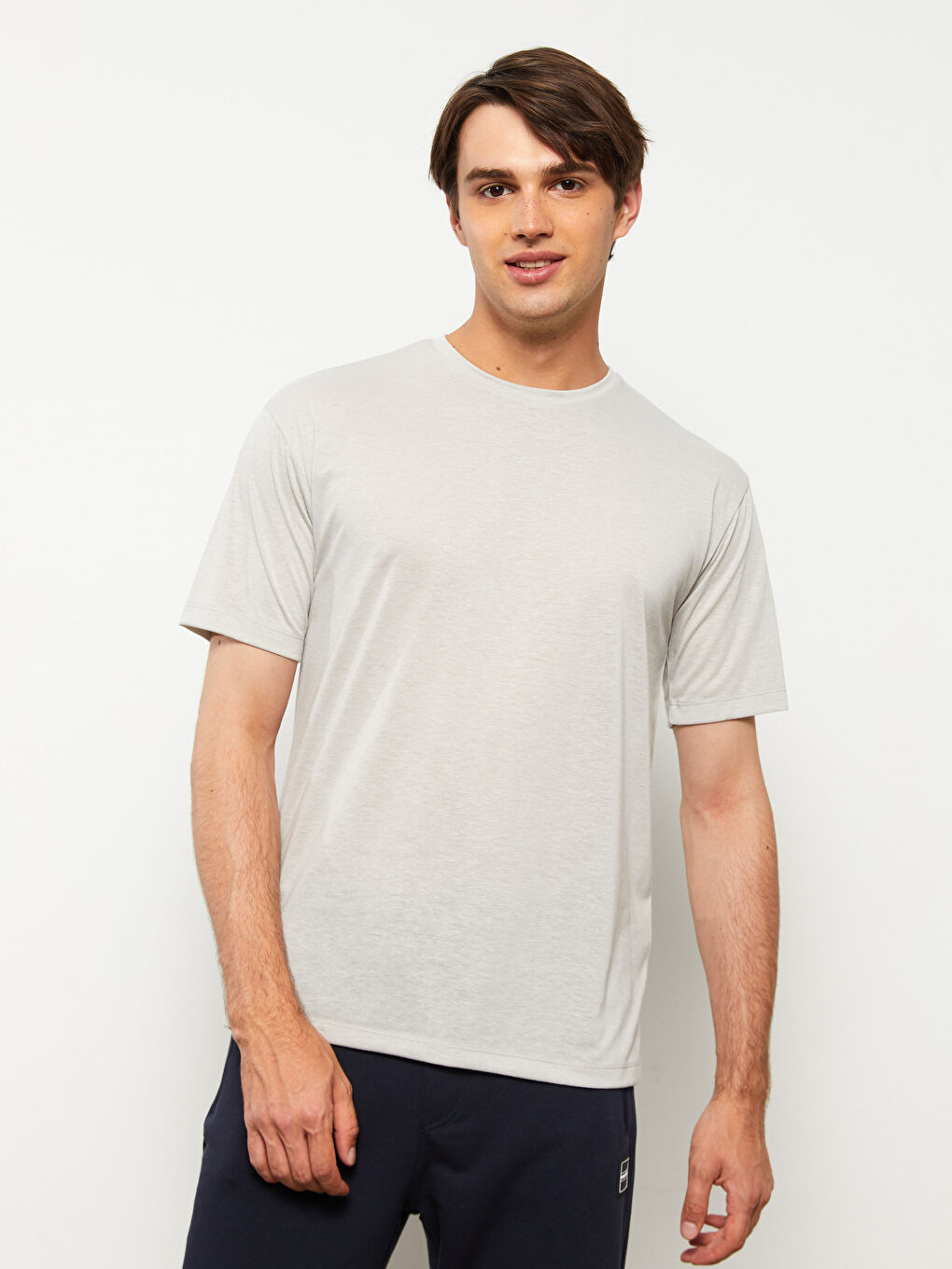 Gri Bisiklet Yaka Kısa Kollu Erkek Tişört