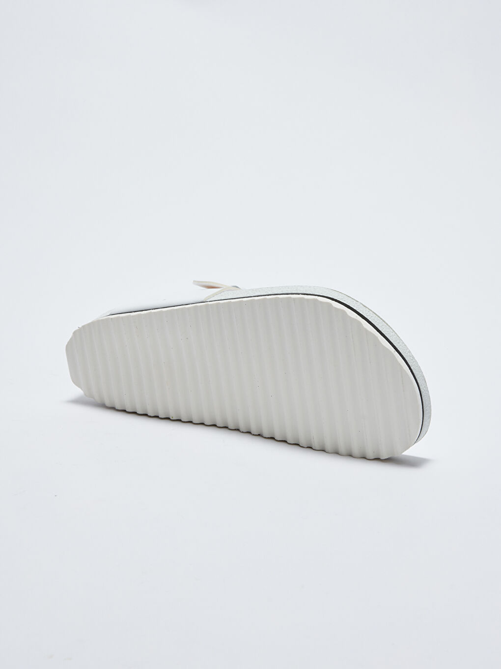 Beyaz Parmak Arası Erkek Plaj Terliği-4