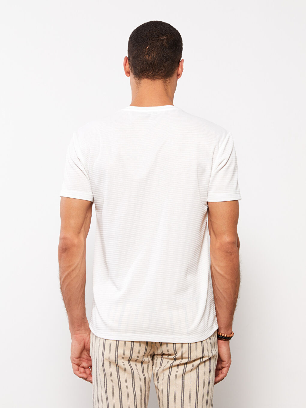 Ekru Bisiklet Yaka Kısa Kollu Erkek Tişört-4