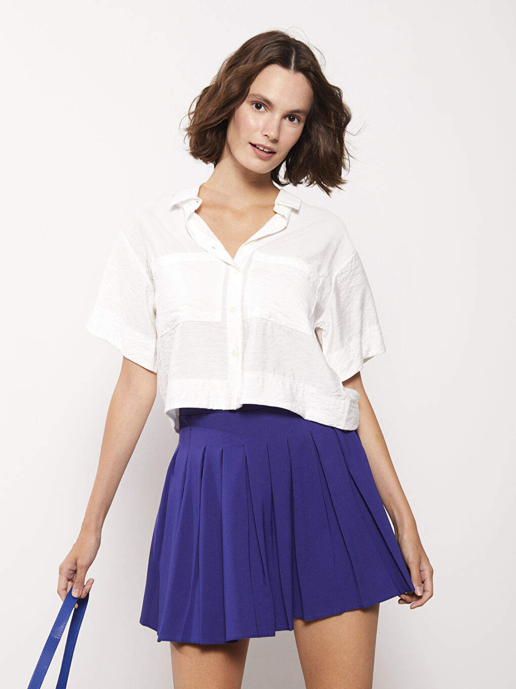 XSIDE Chemise Femme à Manches Courtes Droite avec Fermeture à Boutons sur le Devant-1