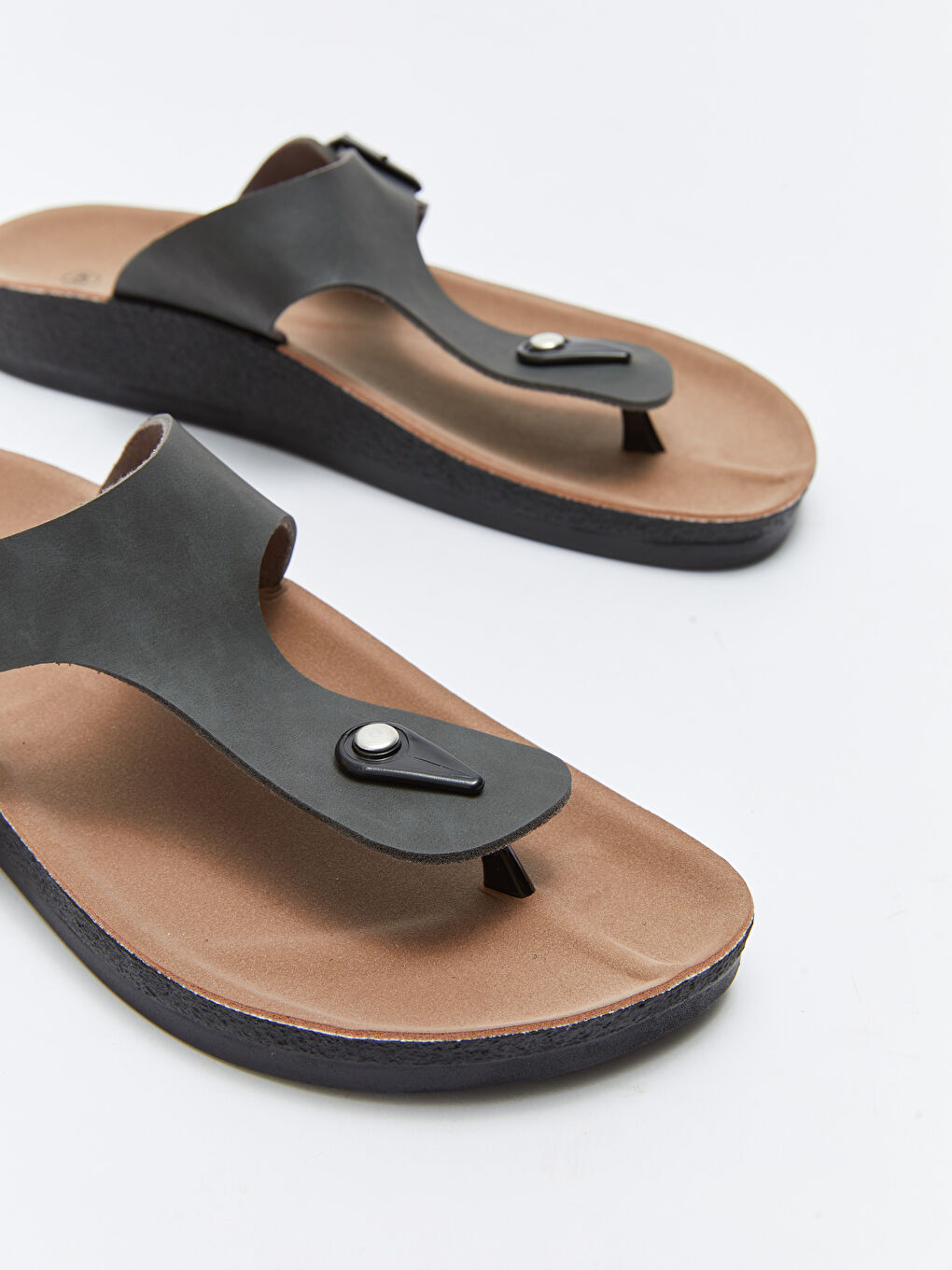 Gri Deri Görünümlü Parmak Arası Erkek Terlik-2