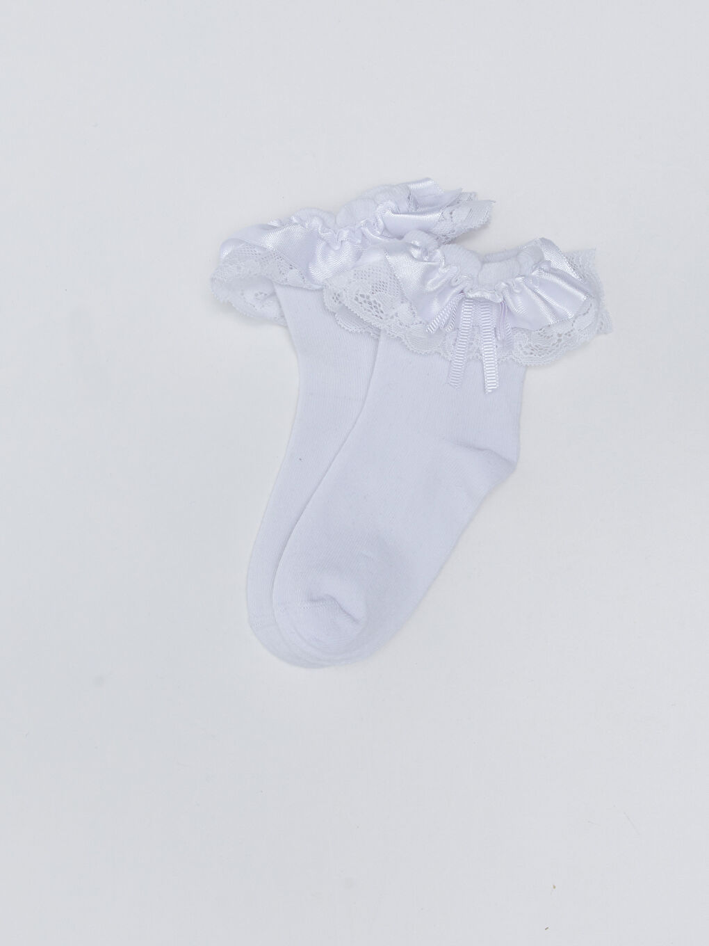 جوارب بنات رضع بتفاصيل دانتيل