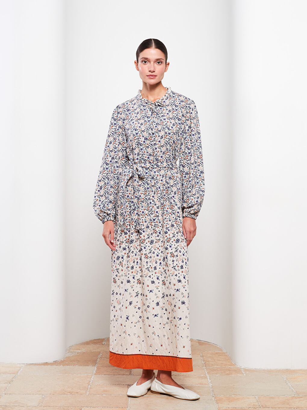 Ekru Bağlamalı Yaka Desenli Uzun Kollu Kadın Elbise-1