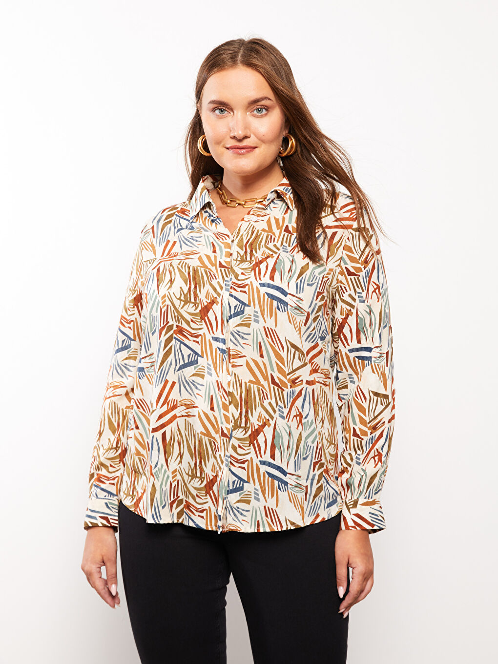 Karışık Önden Düğme Kapamalı Desenli Uzun Kollu Viskon Kadın Gömlek