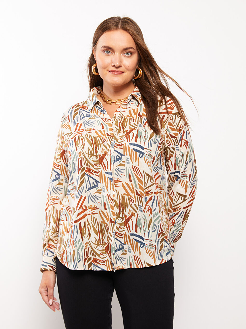 Karışık Önden Düğme Kapamalı Desenli Uzun Kollu Viskon Kadın Gömlek-1