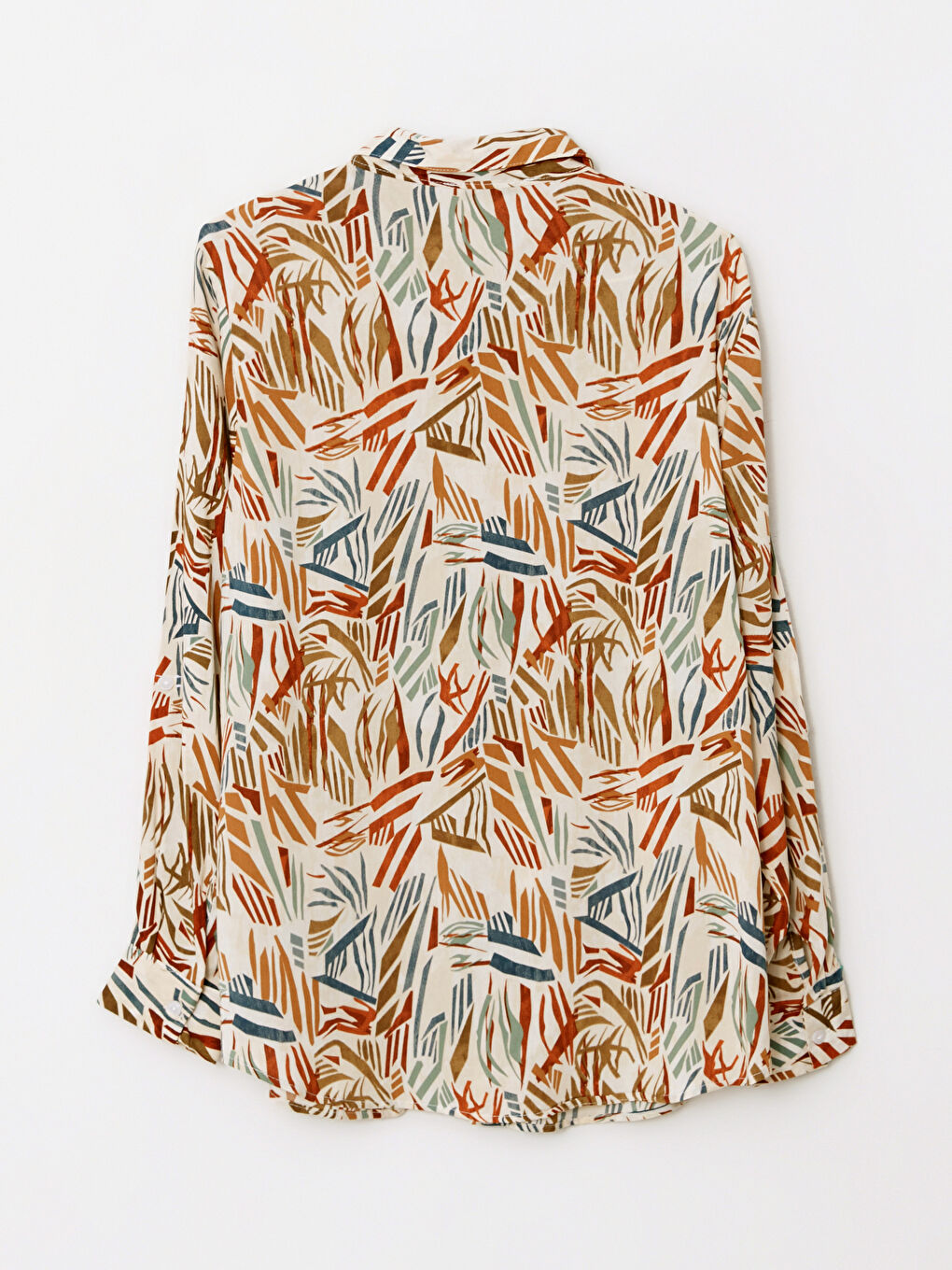 Karışık Önden Düğme Kapamalı Desenli Uzun Kollu Viskon Kadın Gömlek-6