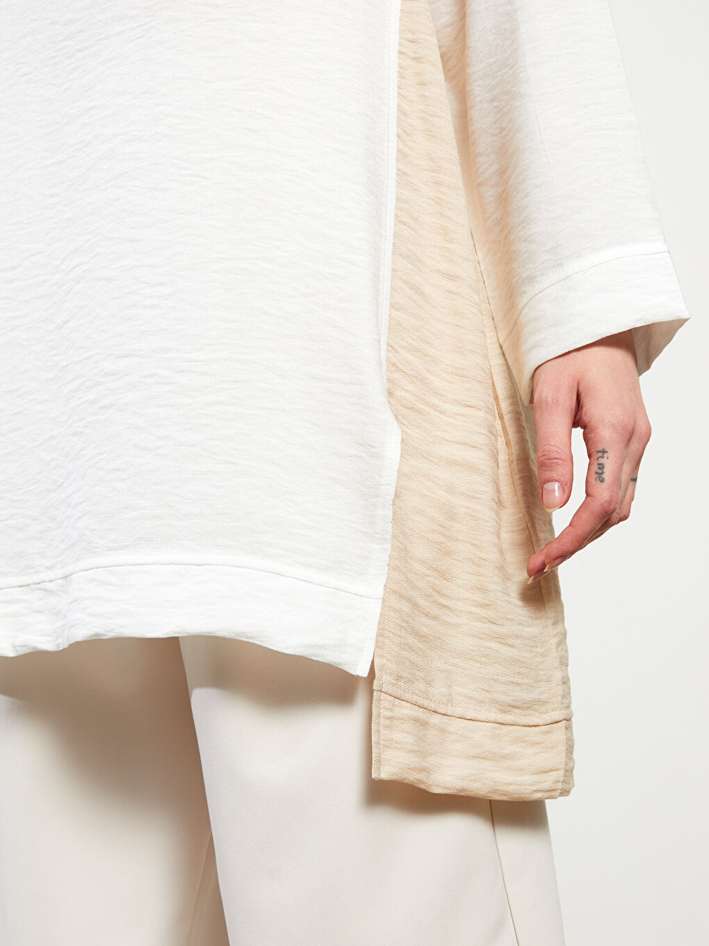 Ekru Bisiklet Yaka Renk Bloklu Uzun Kollu Kadın Tunik-3