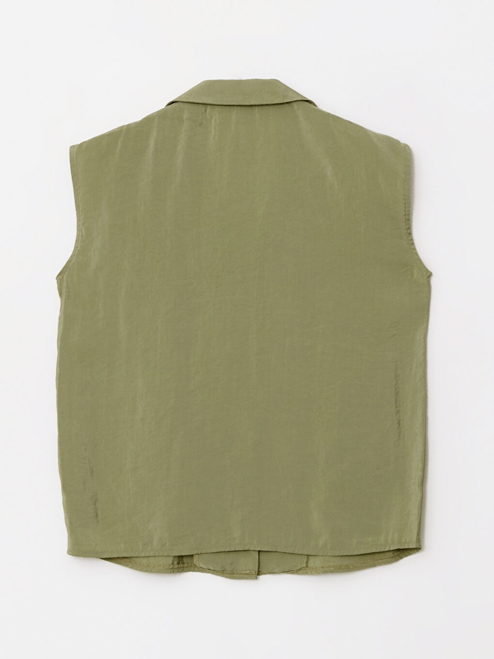 Yeşil Kadın Önden Düğme Kapamalı Düz Kolsuz Gömlek-6