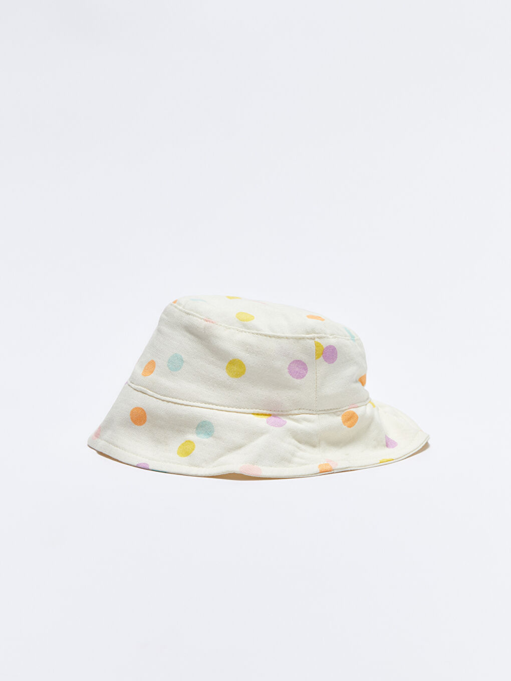 Ekru Puantiye Desenli Kız Bebek Şapka