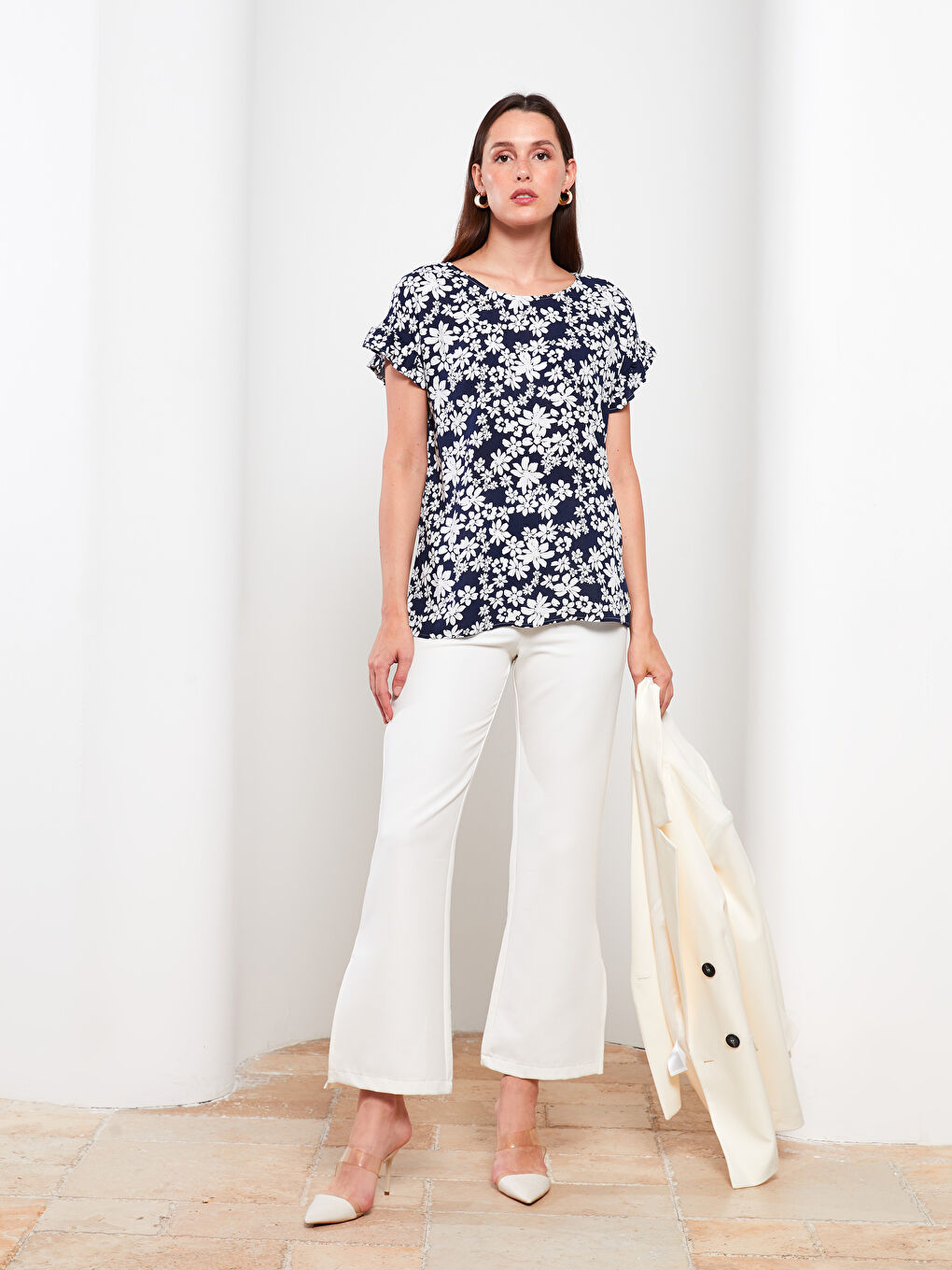 Crew Neck Floral Short Sleeve Viscose Women's Blouse