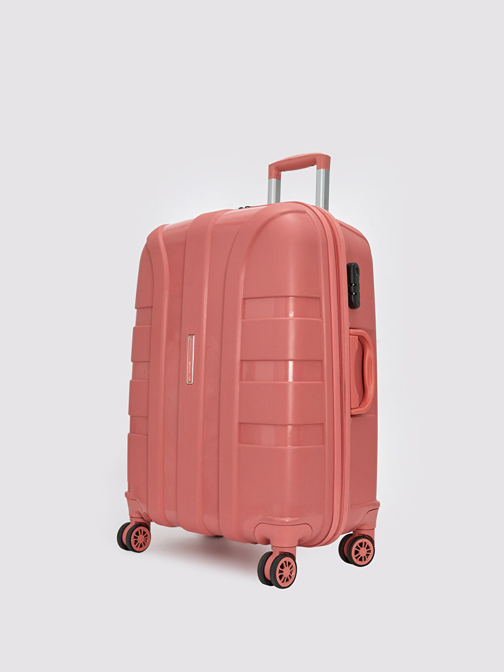 Pembe Kilit Detaylı Çekme Mekanizmalı Orta Boy Valiz-1