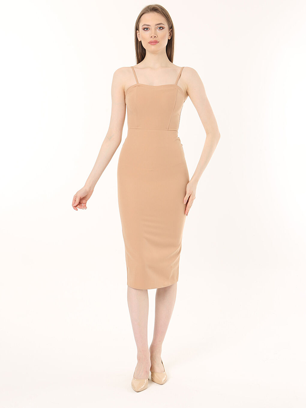 Bej Kalp Yaka Düz Askılı Skuba Kumaş Kadın Elbise