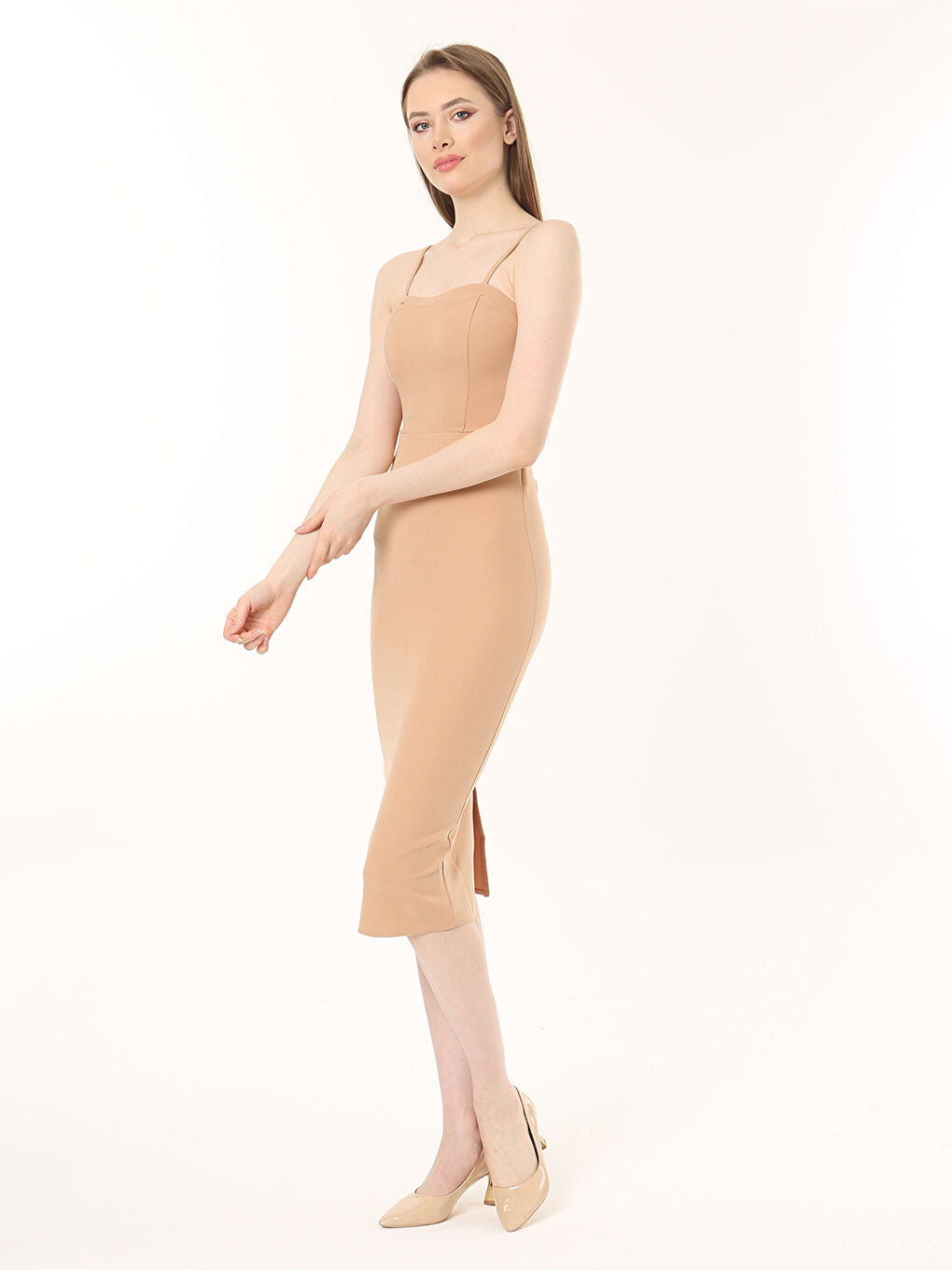 Bej Kalp Yaka Düz Askılı Skuba Kumaş Kadın Elbise-3