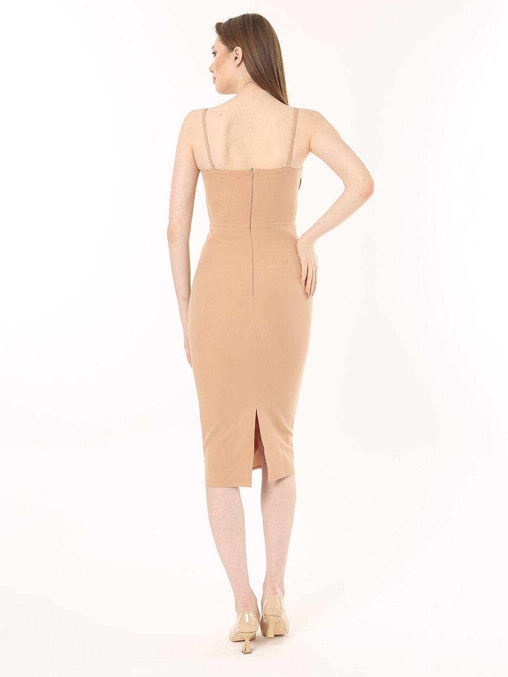 Bej Kalp Yaka Düz Askılı Skuba Kumaş Kadın Elbise-4