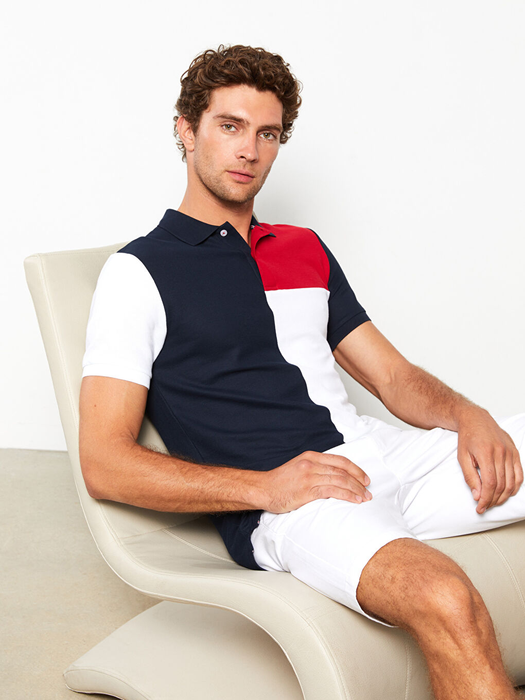 Lacivert Polo Yaka Kısa Kollu Renk Bloklu Erkek Tişört