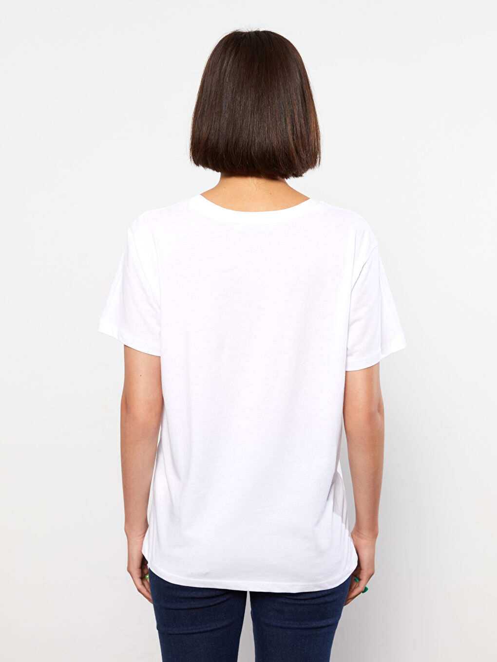 Beyaz Bisiklet Yaka Baskılı Kısa Kollu Pamuklu Kadın Tişört-4